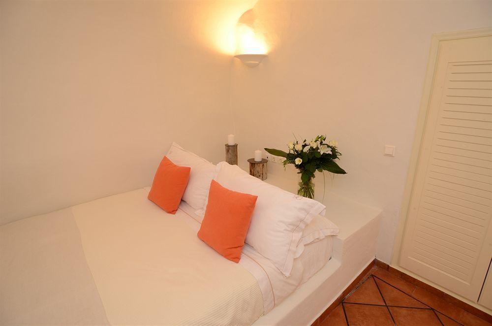 Hostel 16 Oia Екстер'єр фото