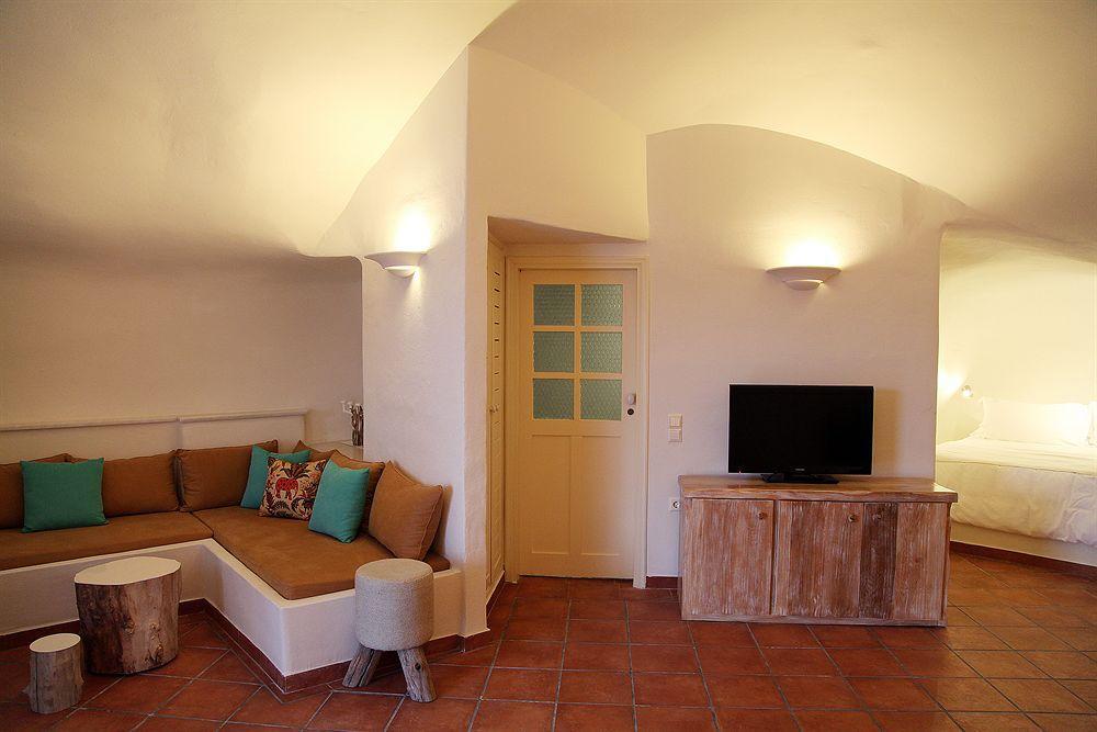 Hostel 16 Oia Екстер'єр фото
