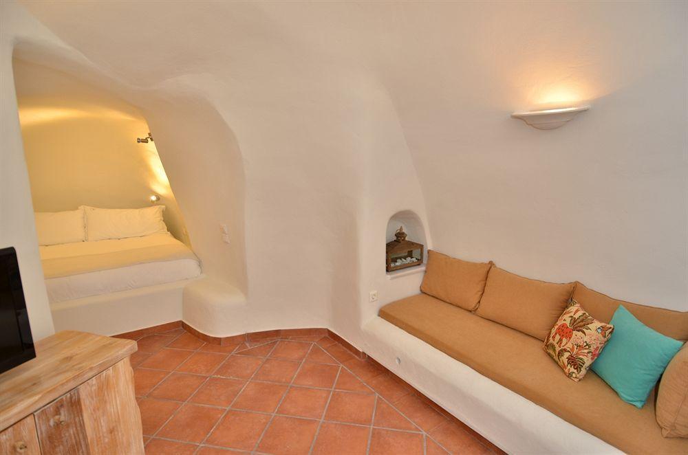 Hostel 16 Oia Екстер'єр фото