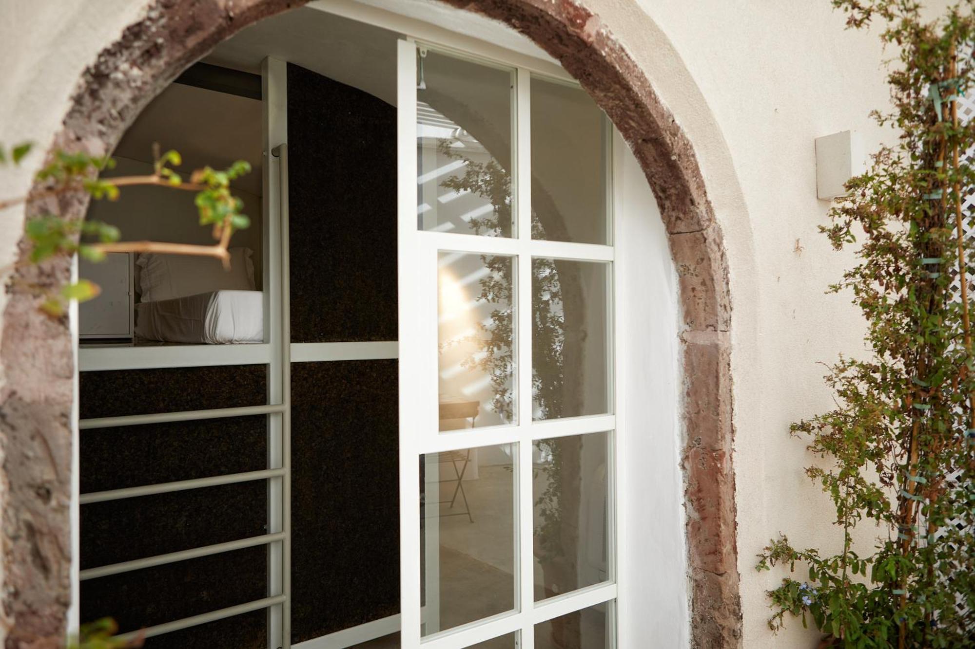 Hostel 16 Oia Екстер'єр фото