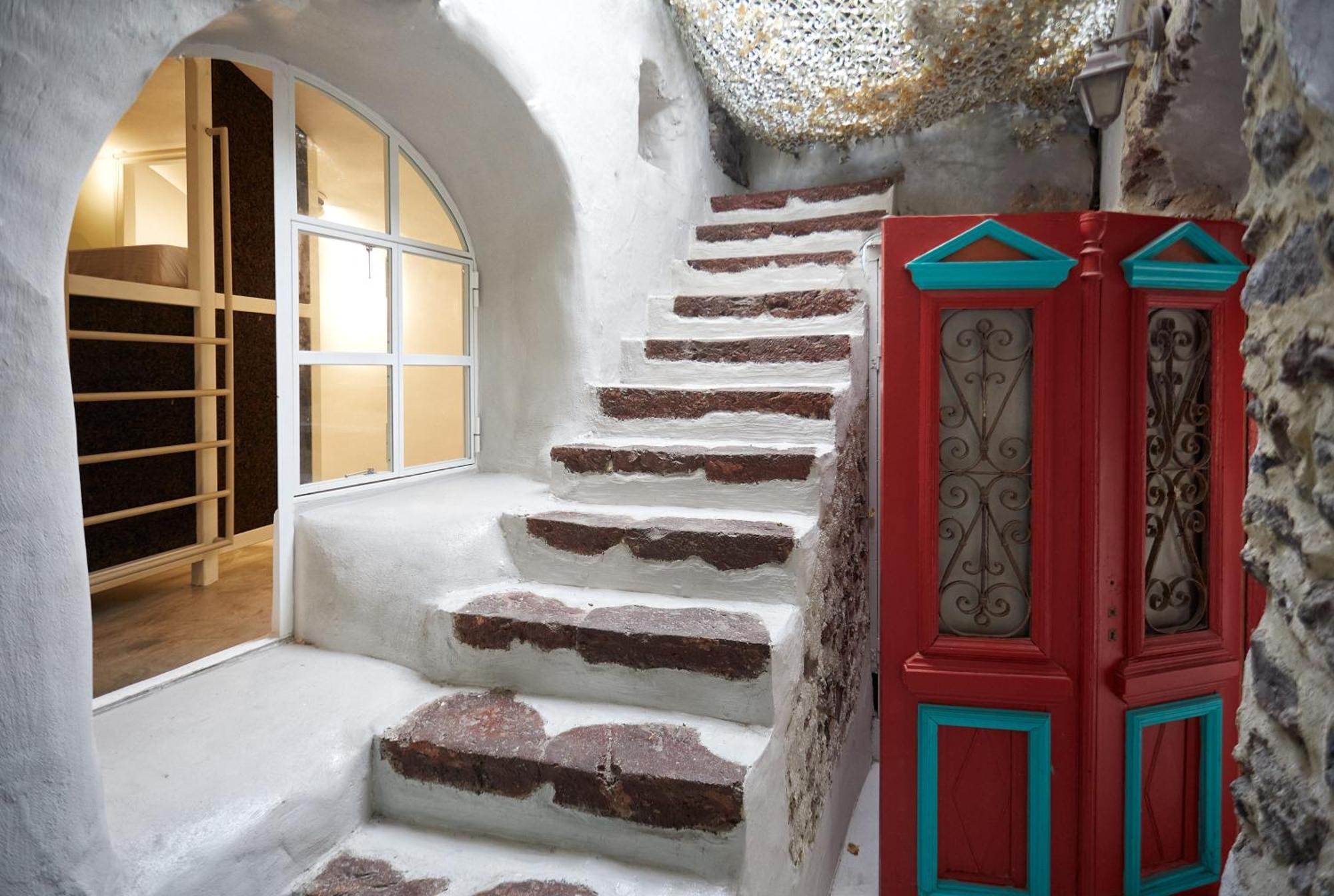 Hostel 16 Oia Екстер'єр фото