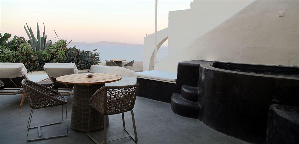 Hostel 16 Oia Екстер'єр фото
